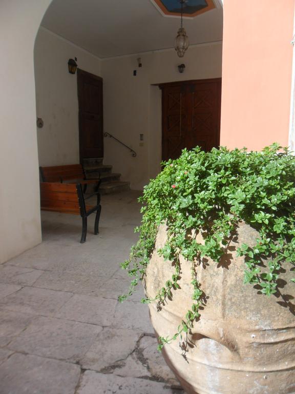 Hotel Palazzo Gentilizio De Maffutiis Auletta Exterior foto